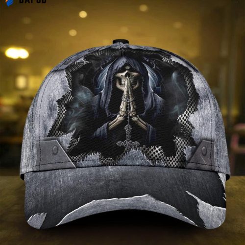Skull Gifts Skull With Cross Classic Cap