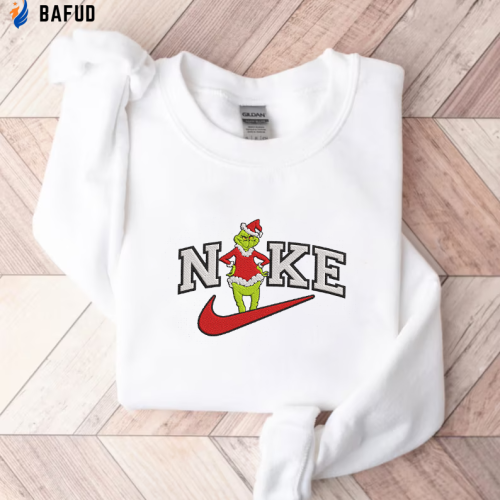 Embroidered Crewneck T-Shirt, Sweatshirt for Men Women Grinches Merry Christmas Sweatshirt, Gift for Men Women