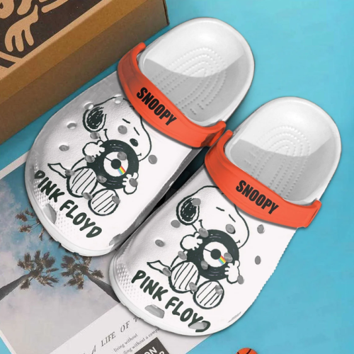 Cute Snoopy Love Pink Floyd Clogs For Kids And Adults Cute Snoopy Love Pink Floyd Clogs For Kids And Adults