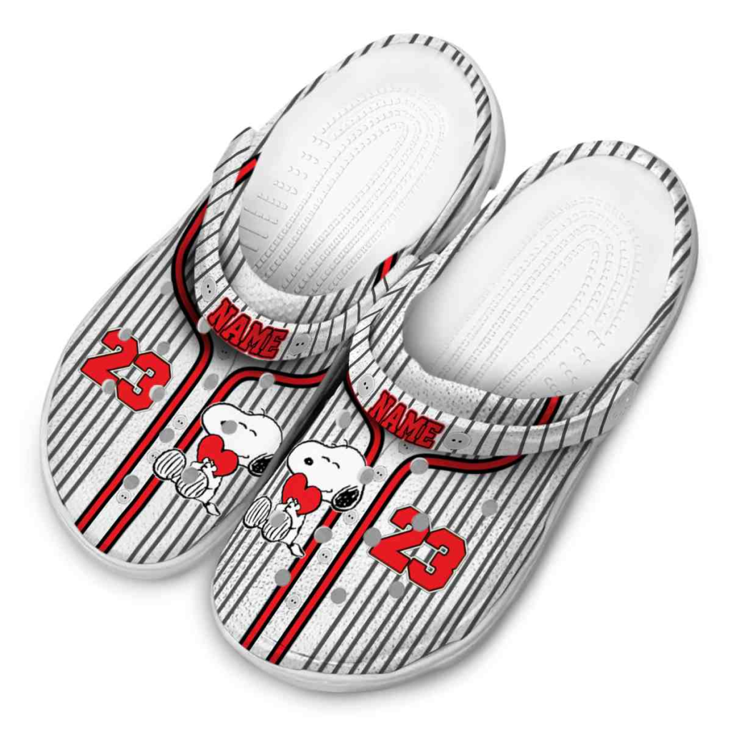 New Design Cute Snoopy Baseball Jersey Unisex Clogs, Special Gift For Baseball Fans New Design Cute Snoopy Baseball Jersey Unisex Clogs, Special Gift For Baseball Fans
