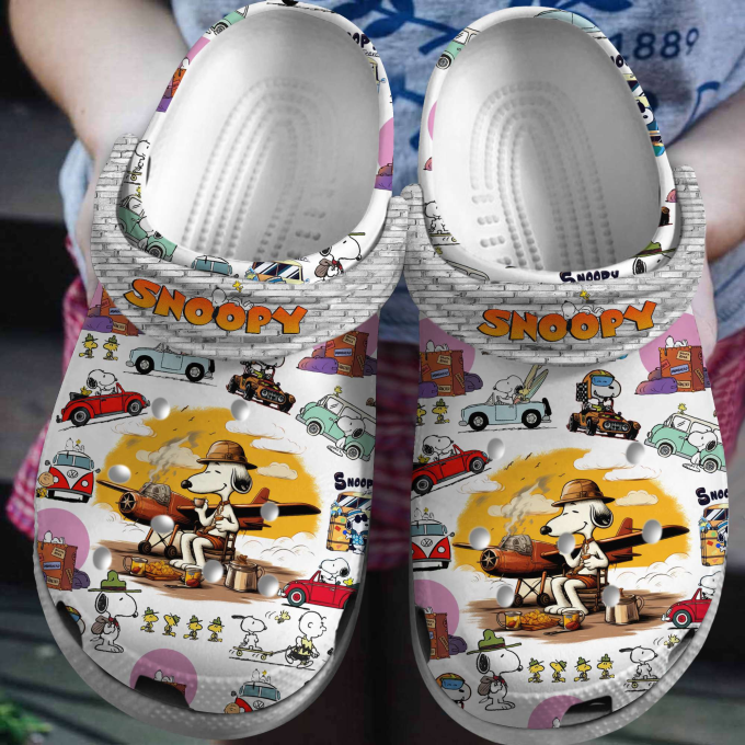 New Design Of Cute Peanuts Snoopy Cartoon Clogs