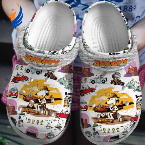 New Design Of Cute Peanuts Snoopy Cartoon Clogs New Design Of Cute Peanuts Snoopy Cartoon Clogs