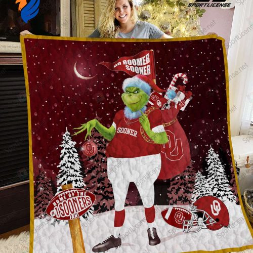 Oklahoma Sooners Grinches Quilt Blanket, Gift for Christmas, Thanksgiving, Perfect Holiday Gift, Cozy Gift for All Occasions Oklahoma Sooners Grinches Quilt Blanket, Gift for Christmas, Thanksgiving, Perfect Holiday Gift, Cozy Gift for All Occasions