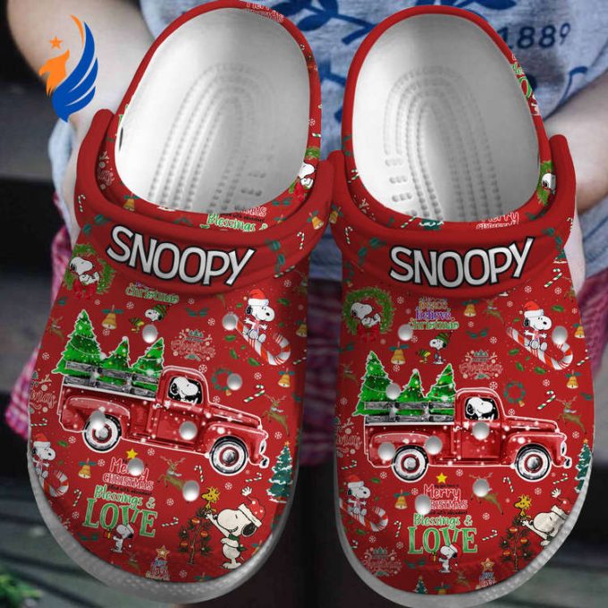 Special Design Snoopy Merry Christmas Red Clogs Special Design Snoopy Merry Christmas Red Clogs