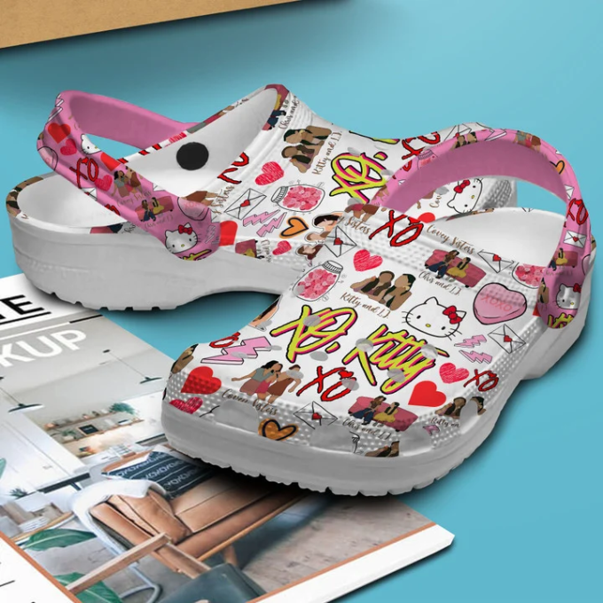 Sweety Hello Kitty Pink  Clogs, Comfortable And Safe For Outdoor Play