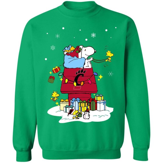 Cincinnati Bearcats Santa Snoopy Shirt: Wish You a Merry Christmas – Limited Edition