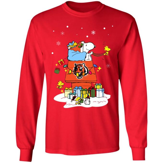 Cincinnati Bengals Santa Snoopy Shirt: Wish You a Merry Christmas – Perfect for Bengals fans! NFL holiday apparel Cincinnati Bengals Santa Snoopy Shirt: Wish You a Merry Christmas – Perfect for Bengals fans! NFL holiday apparel