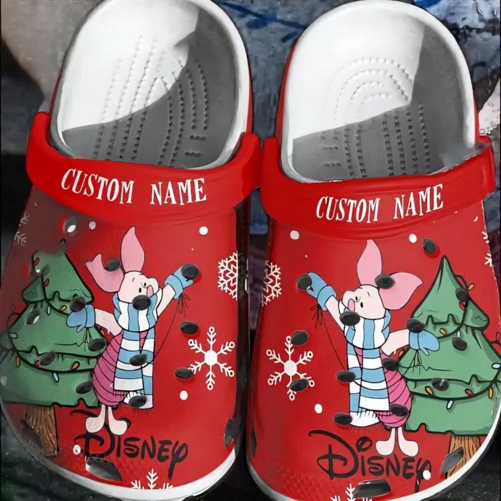 Custom Name Piglet Christmas Winnie The Pooh Red Clogs For Kids And Adutls Custom Name Piglet Christmas Winnie The Pooh Red Clogs For Kids And Adutls
