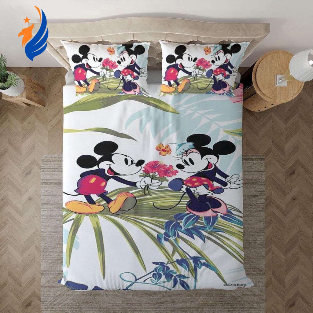 Disney Valentine’s Day Fan Gift: Mickey & Minnie Hawaiian Tropical Flower Duvet Set Disney Valentine’s Day Fan Gift: Mickey & Minnie Hawaiian Tropical Flower Duvet Set