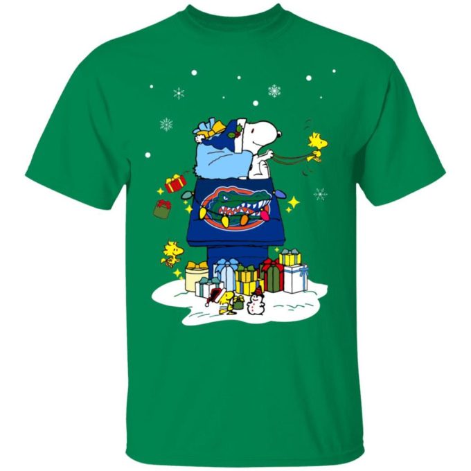 Get Festive with Florida Gators Santa Snoopy Shirt – Wish You a Merry Christmas!