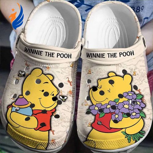 Funny  Winnie The Pooh With Flower And Honey Light Pink Clogs For Kids And Adutls