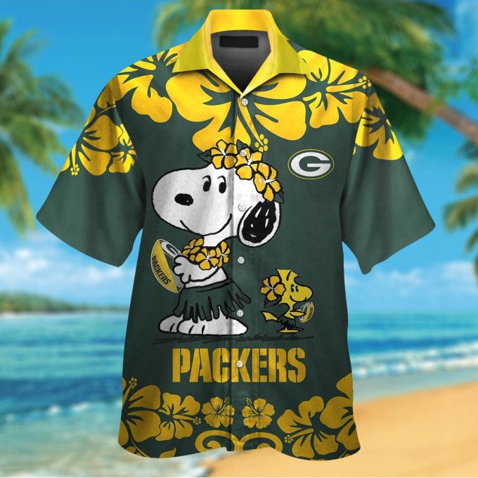 Cheer on the Green Bay Packers in Style with our Snoopy Hawaiian Shirt – Limited Edition!