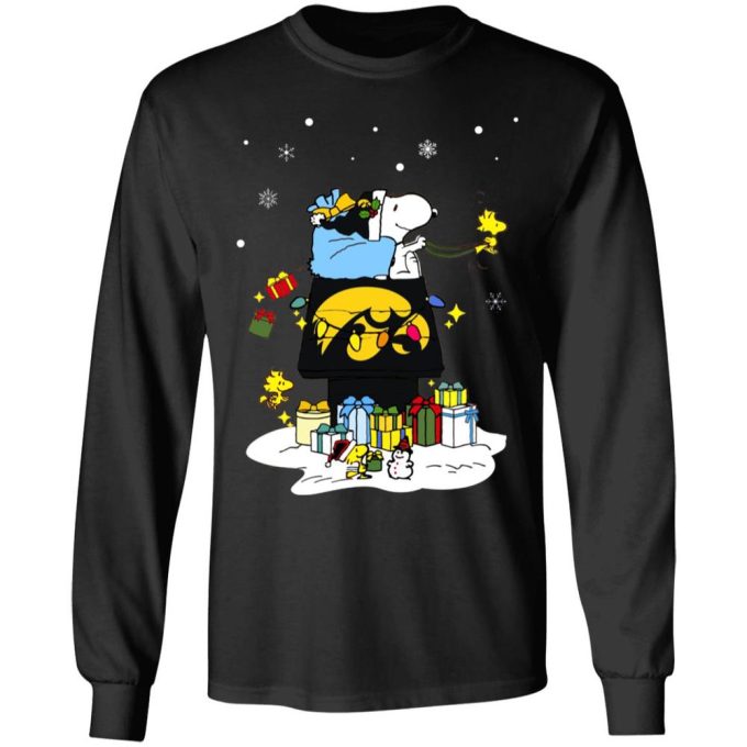 Iowa Hawkeyes Santa Snoopy Christmas Shirt – Festive and Fun Apparel for Hawkeyes Fans!