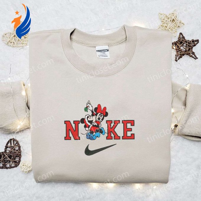 Disney x Nike Mickey & Minnie Christmas Embroidered Sweatshirt – Perfect Holiday Gift! Disney x Nike Mickey & Minnie Christmas Embroidered Sweatshirt – Perfect Holiday Gift!