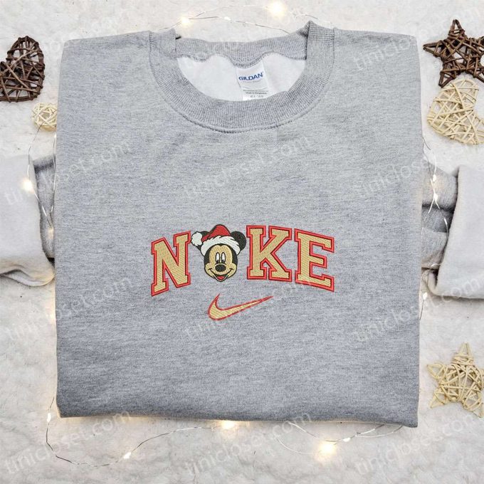 Mickey Head Santa Hat x Nike Embroidered Shirt Disney Characters Hoodie & Christmas Shirt – Festive Apparel with Disney Touch!
