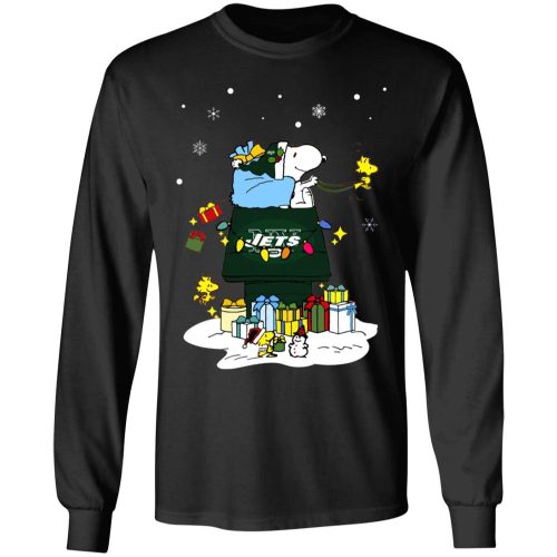 New York Jets Santa Snoopy Christmas Shirt – Festive NFL Gear for Jets Fans New York Jets Santa Snoopy Christmas Shirt – Festive NFL Gear for Jets Fans