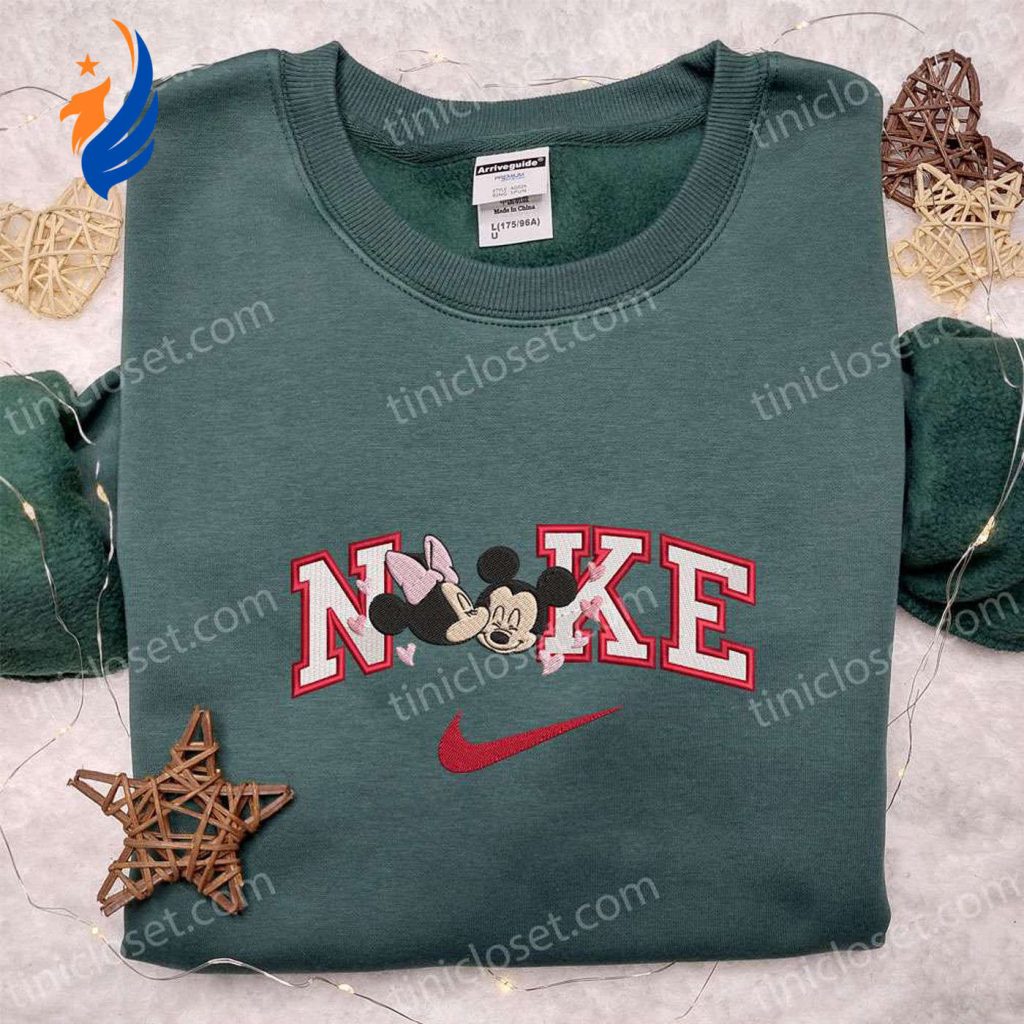 Disney Characters Nike x Mickey And Minnie Embroidered Shirt & Hoodie: Perfect Valentine s Day Gift Ideas Disney Characters Nike x Mickey And Minnie Embroidered Shirt & Hoodie: Perfect Valentine s Day Gift Ideas