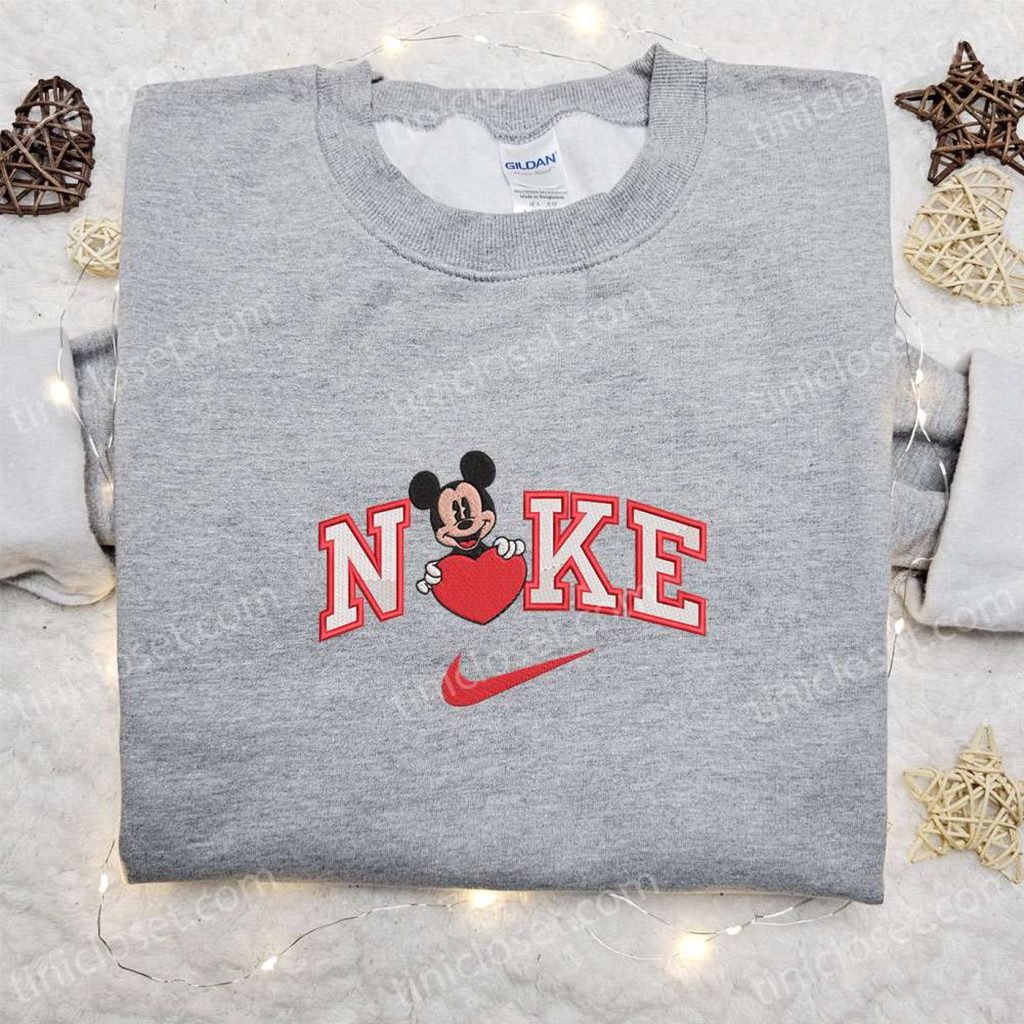 Nike x Mickey Heart Embroidered Shirt & Disney Characters Hoodie: Top Valentine?s Day Gift Ideas Nike x Mickey Heart Embroidered Shirt & Disney Characters Hoodie: Top Valentine?s Day Gift Ideas