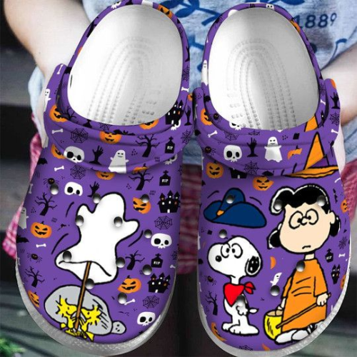 Non-slip And Durable Snoopy Unisex Purple Halloween Clogs Non-slip And Durable Snoopy Unisex Purple Halloween Clogs