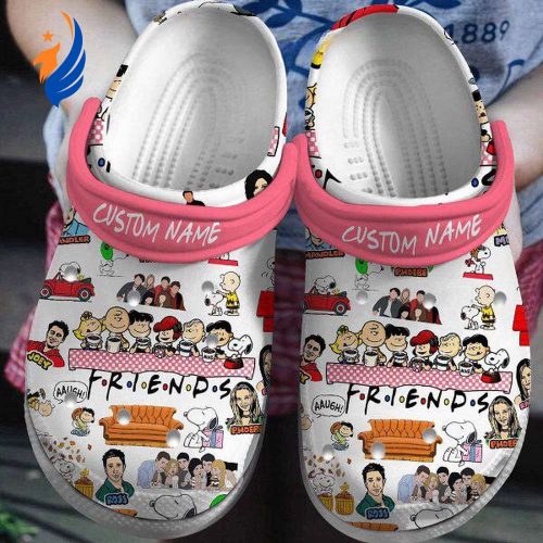 Personalized Snoopy FRIENDS Clogs,  Fun And Safe For Outdoor Activity Personalized Snoopy FRIENDS Clogs,  Fun And Safe For Outdoor Activity