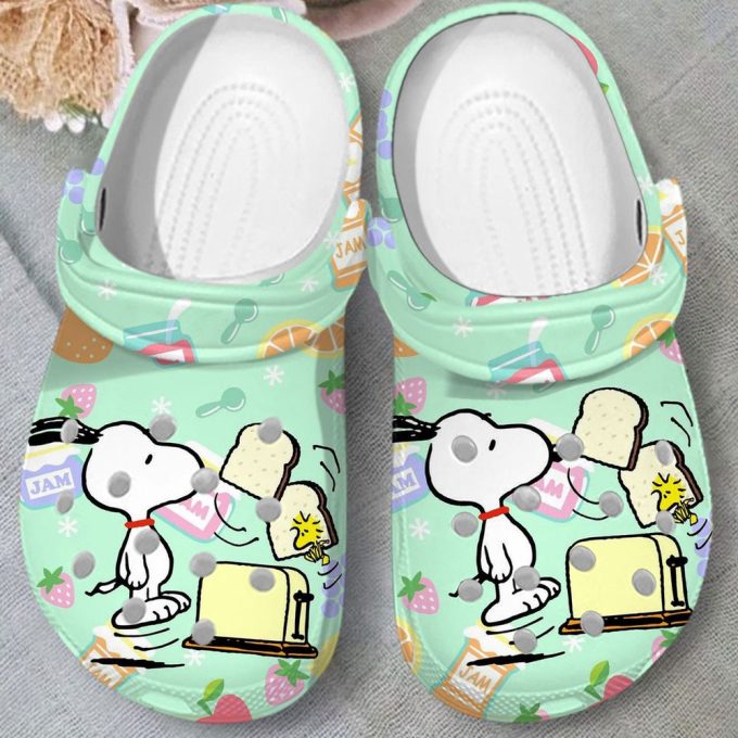 Snoopy And Sandwich Mint Color Clogs