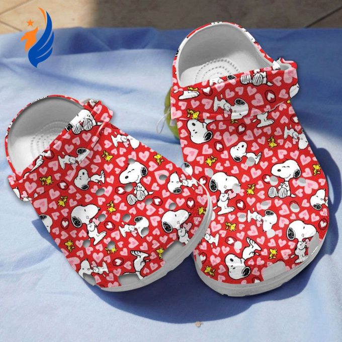 Snoopy And Tiny Heart Patterns Red Clogs For Kids And Adults Snoopy And Tiny Heart Patterns Red Clogs For Kids And Adults