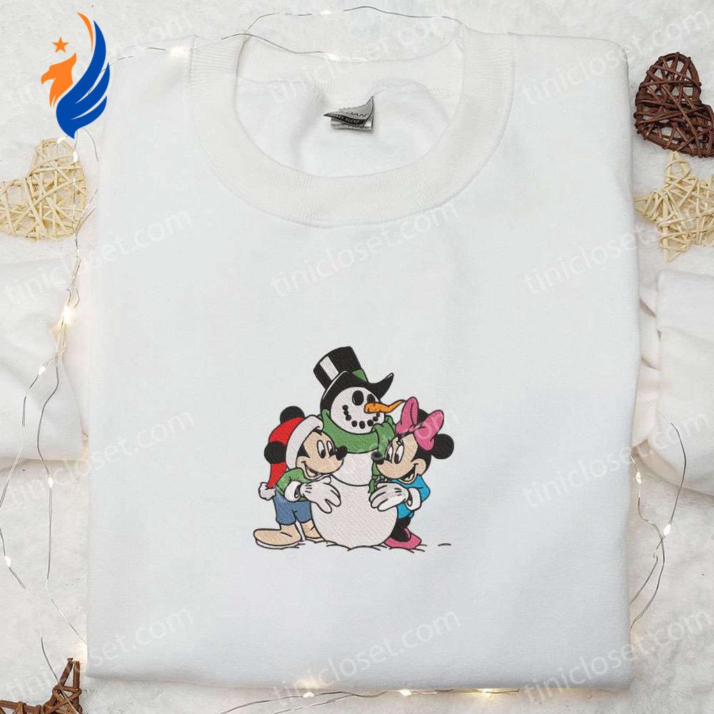 Disney Christmas Sweatshirt: Snowman Mickey Minnie Embroidered Hoodie – Perfect Family Gift Disney Christmas Sweatshirt: Snowman Mickey Minnie Embroidered Hoodie – Perfect Family Gift