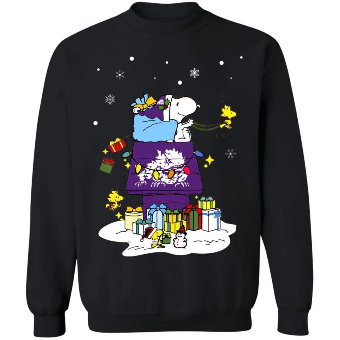 Spread Christmas Cheer with TCU Horned Frogs Santa Snoopy Shirt
