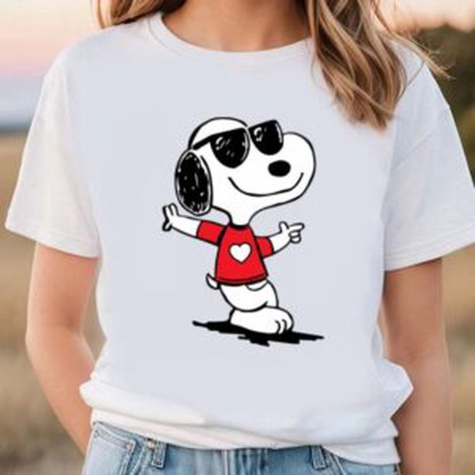 Valentine Day T Shirt, Valentines Day Cool Snoopy Shirt, Bull Snoopy Lover Unisex T-shirt