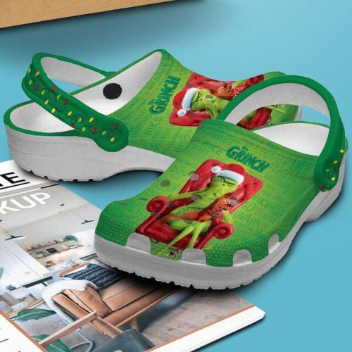 Water-resistant And Lightweight Grinches Christmas Green Clogs For Kids And Adults