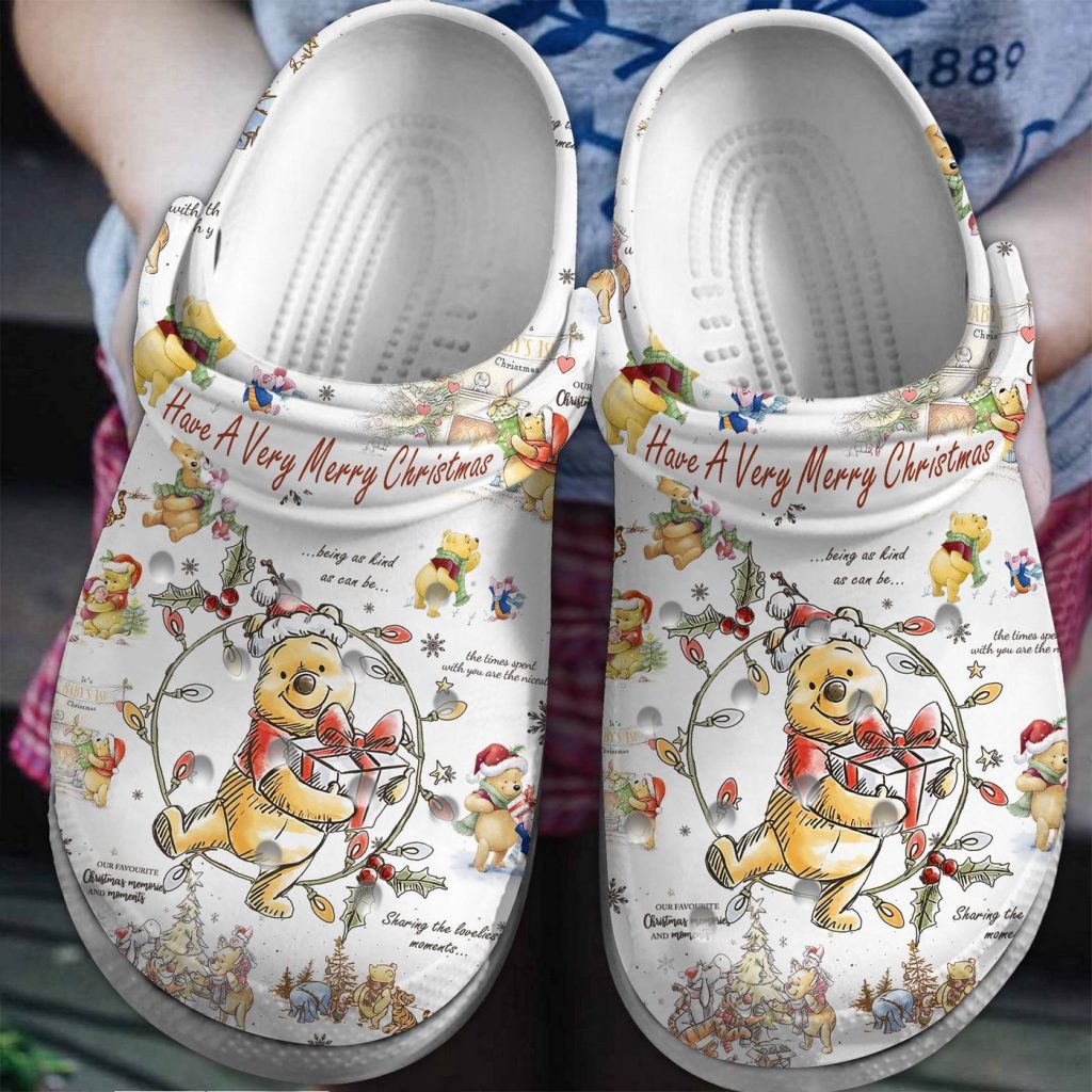 Winnie The Pooh Merry Christmast White Clogs For Kids And Adutls Winnie The Pooh Merry Christmast White Clogs For Kids And Adutls